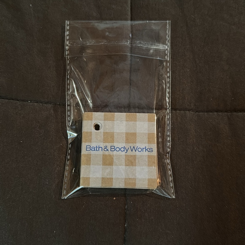 Bath & Body Works Small Cardboard Gingham Gift Tags